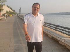 Uttarakhand News: सीएम धामी अहमदाबाद में निकले मॉर्निंग वॉक पर, साबरमती रिवर फ्रंट पर लोगों से की बातचीत, देखें तस्वीरें