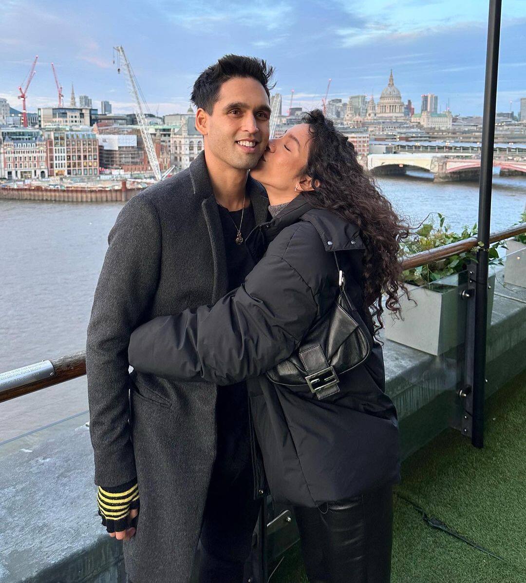 विजय माल्याची सून असती दीपिका पादुकोण! त्या विचित्र घटनेनंतर सर्वकाही संपलं  - Marathi News | Deepika padukone relationship with vijay mallya son siddharth  mallya but they broakup | TV9 Marathi, image size:1080x1196