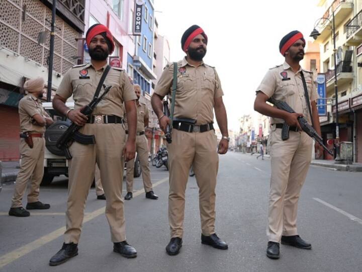 Punjab: Police Arrest Shooters In Bathinda Murder Case, 2 Pistols Recovered Punjab: Police Arrest Shooters In Bathinda Murder Case, 2 Pistols Recovered