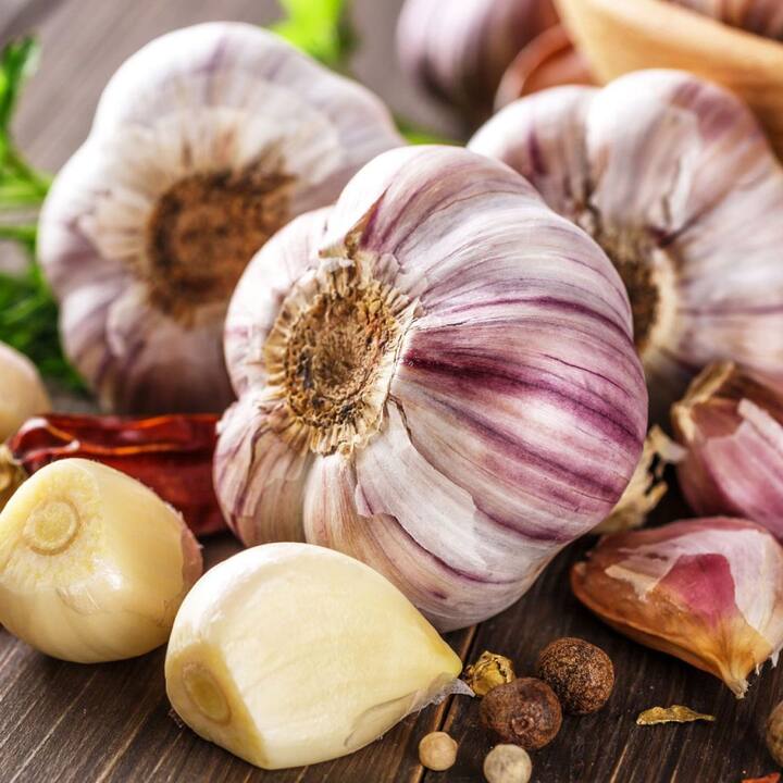 Garlic:ਖਾਲੀ ਪੇਟ ਲਸਣ ਖਾਣ ਦੇ ਕਿੰਨੇ ਫਾਇਦੇ, ਜਾਣ ਕੇ ਰਹਿ ਜਾਓਗੇ ਹੈਰਾਨ