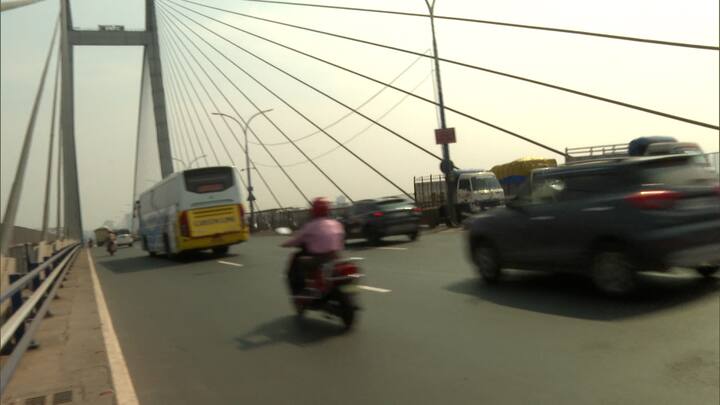 স্বাস্থ্য পরীক্ষার পর এই সেতুর রোপ পরিবর্তনের সিদ্ধান্ত নিয়েছে হুগলি রিভারব্রিজ কমিশন।