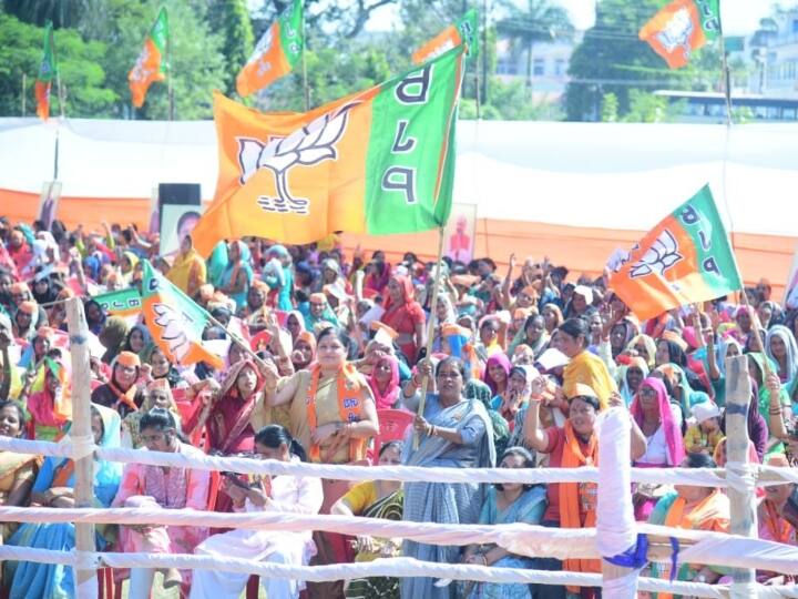 Uttar Pradesh BJP SC Sammelan Lucknow cm yogi adityanath bhupendra chaudhary to address Lok Sabha Elections 2024 ann UP Politics: मिशन 2024 को लेकर BJP का मास्टर प्लान तैयार, SC वोटर्स को साधने के लिए बनाई ये रणनीति