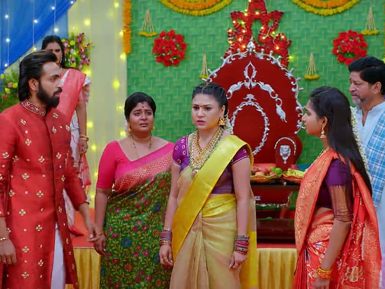 Brahmamudi Serial November 1st Episodeu Written Update Today Episode Brahmamudi November 1st : కావ్యపై నిందలేసిన స్వప్న – ఇద్దరిని ఇంట్లోంచి గెంటేసిన రుద్రాణి