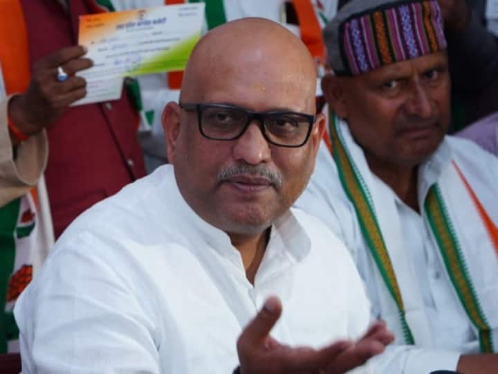 Congress Ajay Rai reaction Akhilesh Yadav claim Samajwadi Party to contest on 65 seats in Lok Sabha Elections 2024 ann Lok Sabha Elections 2024: अखिलेश यादव के दावे पर अजय राय चुप, बताया यूपी में कौन करेगा सीटों पर फैसला