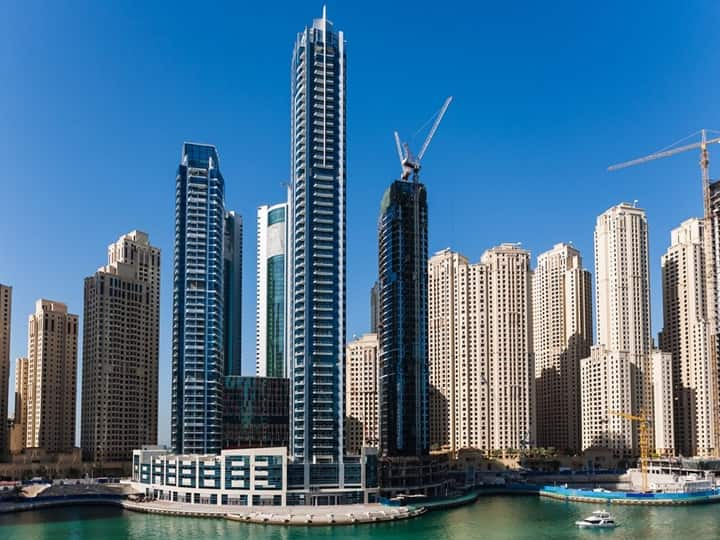 Dubai Tour: क्या आप अपने परिवार या दोस्तों के साथ दुबई ट्रिप की प्लानिंग कर रहे हैं तो आपके लिए आईआरसीटीसी एक सुनहरा मौका लेकर आया है.