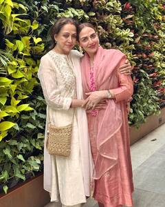 Esha Deol Birthday: बर्थडे पर बेटी ईशा देओल को किस कर हेमा मालिनी ने लुटाया प्यार, तस्वीरों में दिखी तीन पीढ़ी की खूबसूरत बॉन्डिंग