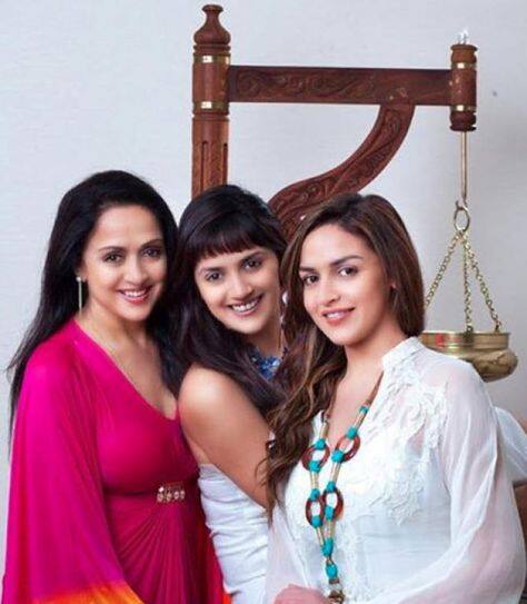 ਹੇਮਾ ਮਾਲਿਨੀ ਦੀਆਂ ਧੀਆਂ ਈਸ਼ਾ-ਅਹਾਨਾ ਨਾਲ ਕਿਵੇਂ ਹਨ ਸੰਨੀ ਦਿਓਲ ਦੇ ਰਿਸ਼ਤੇ