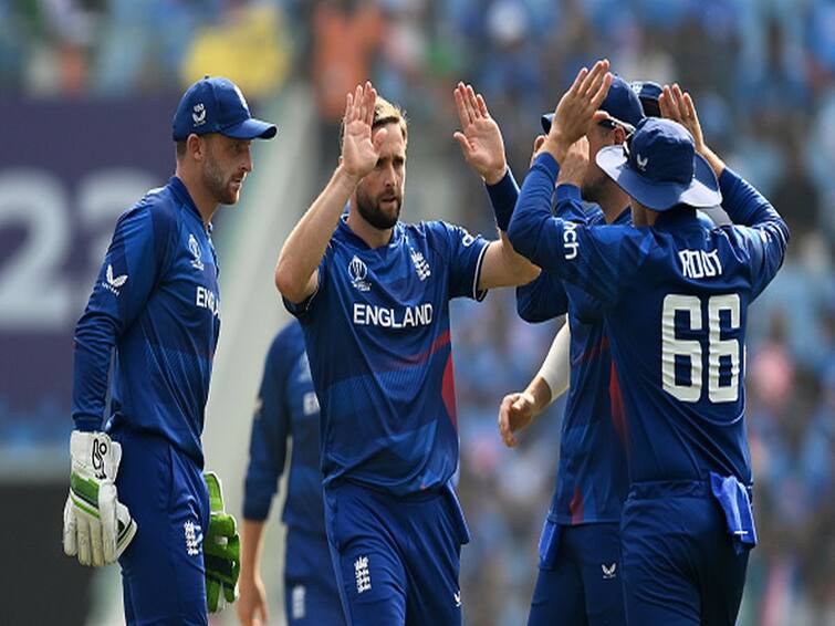 England Cricketers Turn To Inhalers To Combat High Pollution Levels In India England Cricketers Turn To Inhalers To Combat High Pollution Levels In India