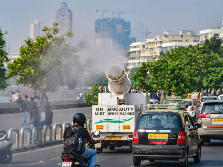 Mumbai Police filed case On builder case of air pollution after BMC complaint Bombay High Court Know More Details वायू प्रदूषणाप्रकरणी मुंबई पोलिसांकडून पहिला गुन्हा दाखल; BMC च्या तक्रारीनंतर कारवाई