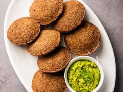 Tasty Ragi Loaf Kachori Recipe Procedure சுவையான மாலை நேர ஸ்நாக்ஸ் ரெசிபி! கேழ்வரகு ரொட்டி செய்வது எப்படி?