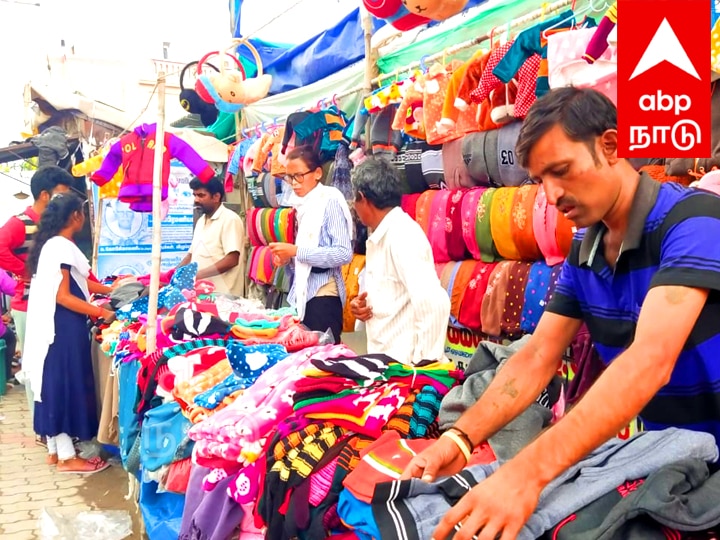 விழுப்புரத்தில் சாலையோர கடைகளில் ஸ்வெட்டர் அமோகமாக விற்பனை