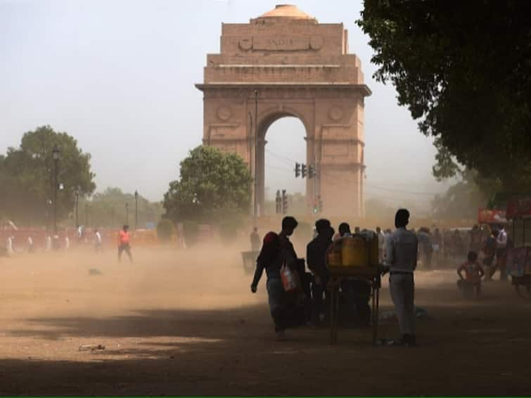 Delhi-NCR News: No Relief For Residents In Delhi, Noida As Air Quality Remains 'Very Poor'