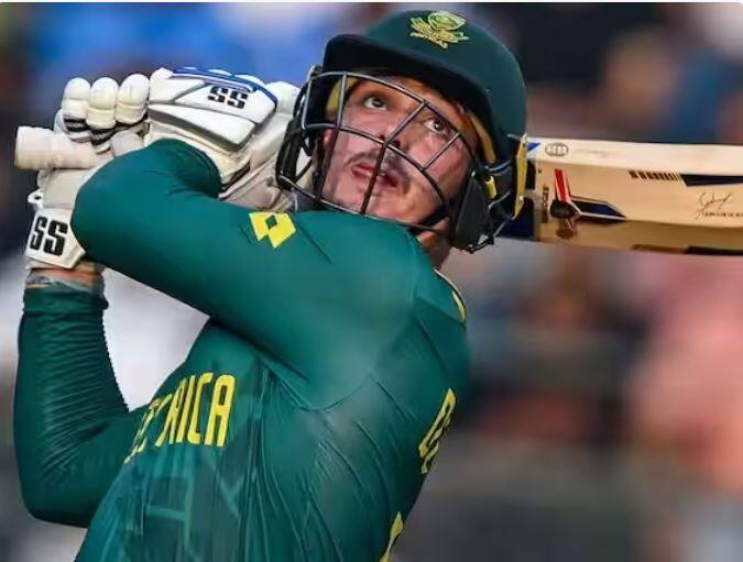 ਇਸ ਸੂਚੀ 'ਚ ਕਵਿੰਟਨ ਡੀ ਕਾਕ ਦੂਜੇ ਸਥਾਨ 'ਤੇ ਆ ਗਿਆ ਹੈ। ਡੀ ਕਾਕ ਨੇ ਵਿਸ਼ਵ ਕੱਪ 2023 'ਚ ਹੁਣ ਤੱਕ 7 ਮੈਚਾਂ 'ਚ 4 ਸੈਂਕੜੇ ਲਗਾਏ ਹਨ। ਇੱਥੇ ਉਸ ਕੋਲ ਰੋਹਿਤ ਨੂੰ ਹਰਾਉਣ ਦਾ ਚੰਗਾ ਮੌਕਾ ਹੈ।