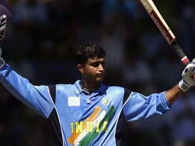 ਟੀਮ ਇੰਡੀਆ ਦੇ ਸਾਬਕਾ ਕਪਤਾਨ ਸੌਰਵ ਗਾਂਗੁਲੀ ਵੀ ਇਸ ਸੂਚੀ 'ਚ ਸ਼ਾਮਲ ਹਨ। ਉਸ ਨੇ ਵਿਸ਼ਵ ਕੱਪ 2003 ਵਿੱਚ ਤਿੰਨ ਸੈਂਕੜੇ ਲਗਾਏ ਸਨ।