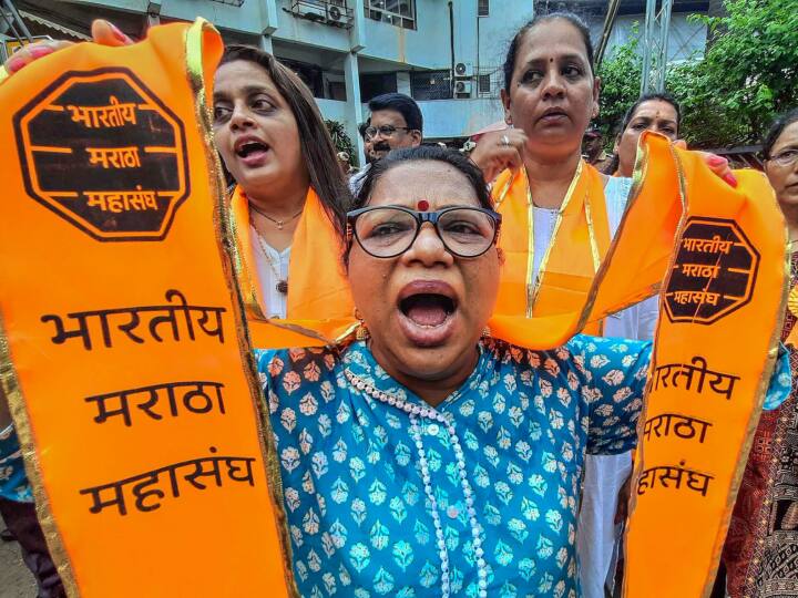 Maratha Reservation Protest News MLA Kailash Patil in custody Dharashiv Villagers launch jail bharo Maratha quota Maratha Reservation: महाराष्ट्र में तेज हुआ मराठा आरक्षण आंदोलन, 'जेल भरो' विरोध प्रदर्शन शुरू, पुलिस ने भी लिया एक्शन