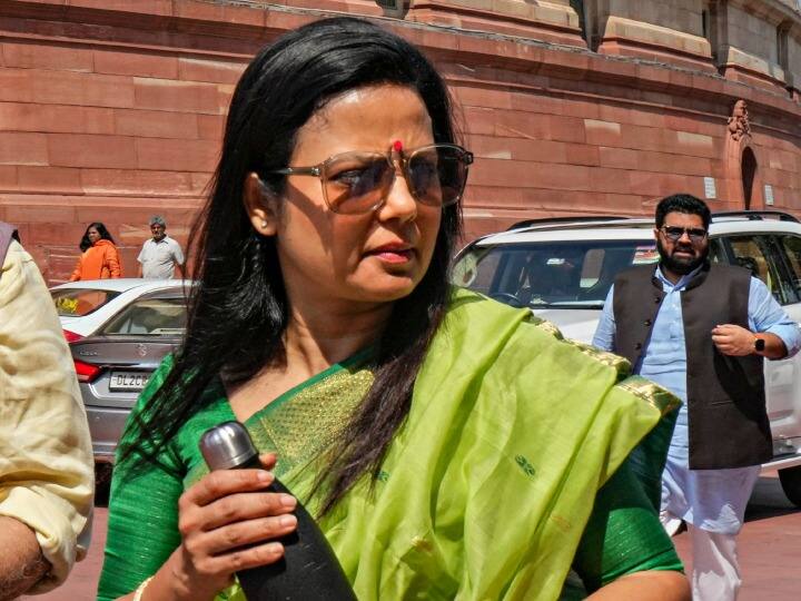 Cash for Query Ethics Committee Verbal Spat between Mahua Moitra and Government MP Walk Out एथिक्स कमेटी की बैठक में हंगामा, महुआ मोइत्रा समेत विपक्ष के अन्य सांसदों ने किया वॉकआउट