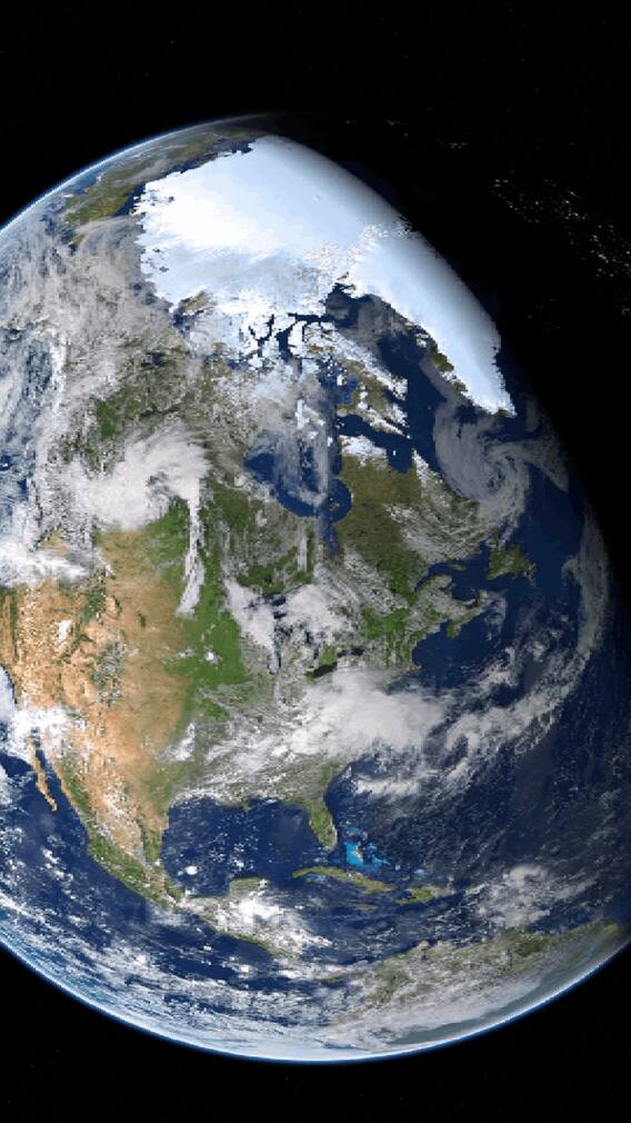 पृथ्वी कशावर आधारलेली आहे?