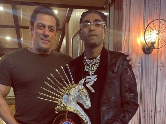 बिग बॉस 16 के विनर MC Stan का बॉलीवुड सिंगिंग डेब्यू, सलमान खान की फिल्म फर्रे से कर रहे एंट्री बिग बॉस 16 के विनर MC Stan का बॉलीवुड सिंगिंग डेब्यू, सलमान खान की फिल्म फर्रे से कर रहे एंट्री