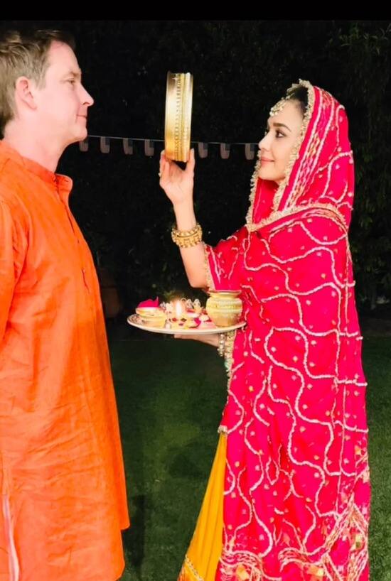 अभिनेत्री प्रीती झिंटा, जीन गुडइनफचा  करवा चौथ