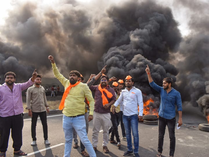 Maratha Reservation Protest After violence internet is closed in most parts of Chhatrapati Sambhajinagar to maintain law and order Maratha Reservation: मराठा आरक्षण को लेकर हुई हिंसा के बाद इन इलाकों में इंटरनेट सेवा अभी भी बंद, मनोज जरांगे की भूख हड़ताल जारी