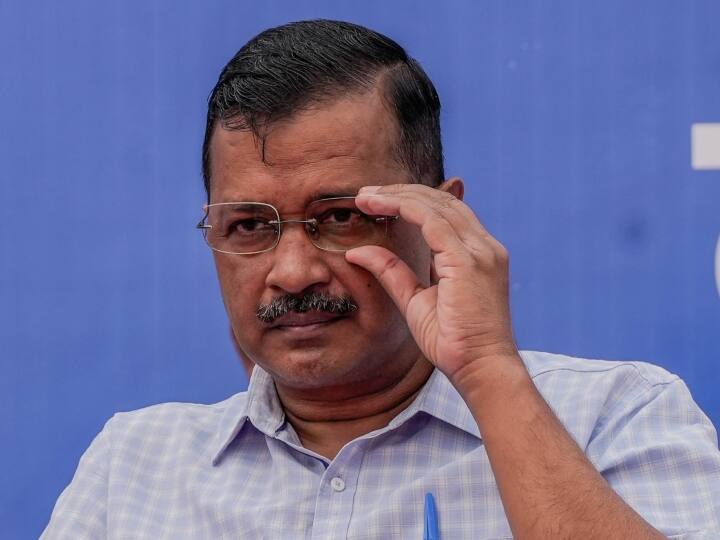 delhi pollution cm arvind kejriwal writes leutinent governor to suspend dpcc chairman Delhi Pollution: सीएम केजरीवाल ने LG से की डीपीसीसी अध्यक्ष को निलंबित करने की मांग, जानें वजह