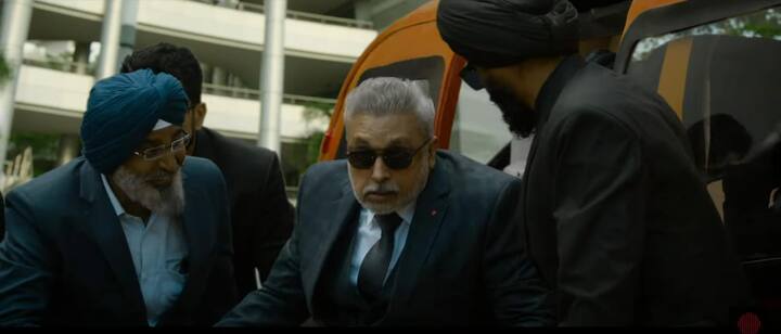 இந்த காலத்தில் லஞ்சம், ஊழல் பிரச்சினை தலைவிரித்து ஆடுவதால், அனைவரும் கம் பேக் இந்தியன் என்று ட்ரெண்ட செய்ய அதை தடுத்து நிறுத்த “இண்டியன் இஸ் பேக்” என்று வசனம் பேசி கம்-பேக் கொடுக்கிறார் சேனாபதி வீரசேகரன்.