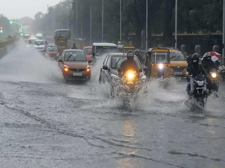 Chennai Meteorological Department says Heavy rain with thunderstorms expected in Chennai and Sub urban areas சில்லென்ற சென்னை.. இடியுடன் கூடிய பலத்த மழைக்கு வாய்ப்பு: வானிலை மையம் அப்டேட்