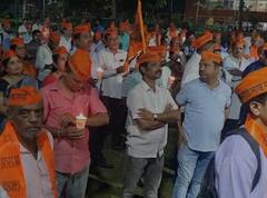 Maratha Reservation : मराठा आरक्षणाच्या मागणीसाठी अंधेरीत कँडल मार्च, हजारो अंधेरीकर उतरले रस्त्यावर