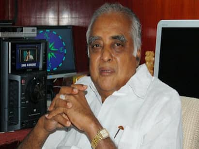 Income Tax raid tamil cinema producer abirami ramanathan office Abirami Ramanathan IT Raid: பிரபல படத்தயாரிப்பாளர் அபிராமி ராமநாதன் அலுவலகத்தில் வருமான வரித்துறை அதிரடி ரெய்டு!