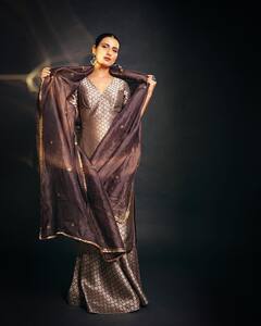 Fatima Sana Sheikh Photo: તહેવારોની સિઝનમાં ફાતિમાએ કરાવ્યું ગ્લેમરસ ફોટોશૂટ, શરારામાં આપ્યા આપ્યા સુંદર પોઝ