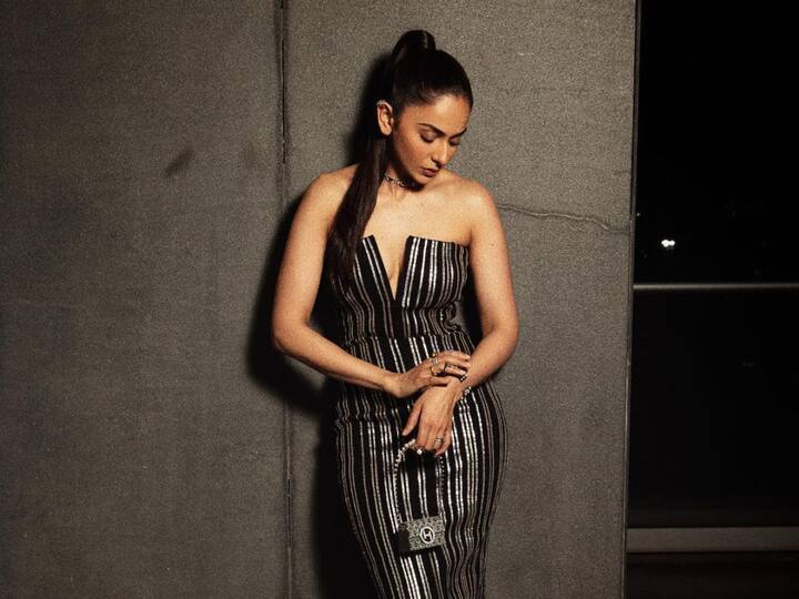 Rakul Preet treated fans with pictures in a striped off shoulder dress. See pics