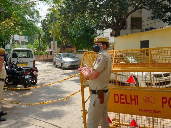 Delhi Cyber Police Arrest Man From Uttarakhand Over DCW Hindu Goddesses Obscene Pictures हिंदू देवियों की आपत्तिजनक तस्वीरों की ऑनलाइन सेल पर दिल्ली पुलिस का एक्शन, उत्तराखंड से आरोपी गिरफ्तार