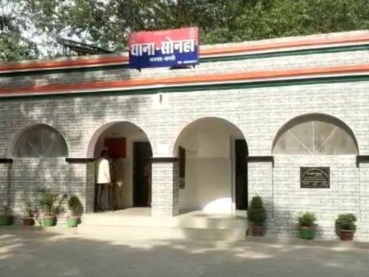 Basti roof of Indoor Stadium Collapsed labourer died in accident and two injured ANN Stadium Collapsed: बस्ती में इंडोर स्टेडियम का चल रहा था काम, अचानकर भरभराकर गिरी छत, जानिए फिर क्या हुआ