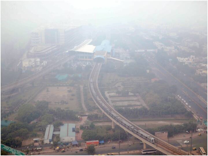 इस चरण में प्रदूषण फैलाने वाले ट्रकों, वाणिज्यिक चार पहिया वाहनों और सभी प्रकार के निर्माण पर प्रतिबंध सहित सभी आपातकालीन उपायों को राष्ट्रीय राजधानी क्षेत्र में शुरू और लागू किया जाना अनिवार्य है.