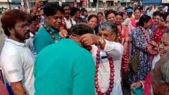 Onion Price Hike: পেঁয়াজের মূল্যবৃদ্ধির প্রতিবাদ, মালা পরে মিছিল তৃণমূল বিধায়কের