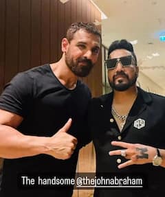 Shah Rukh Khan’s Birthday Bash: MS Dhoni Steals The Spotlight; Alia Bhatt Gives Ranbir Kapoor A Hug