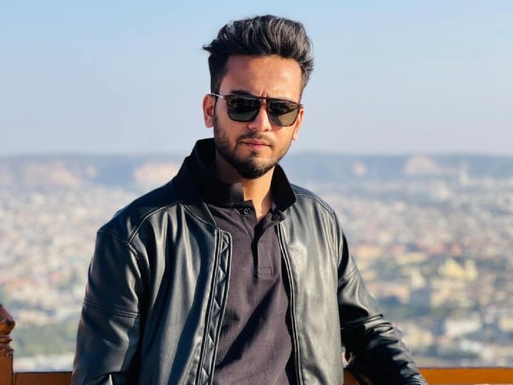 एल्विश यादव को नोएडा पुलिस ने जारी किया नोटिस