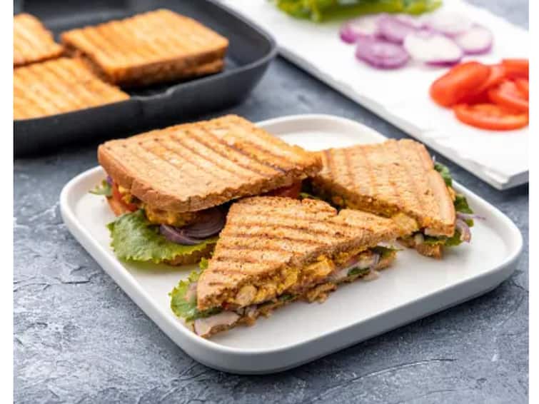 Peri Peri Paneer Sandwich Tasty Breakfast Recipe Peri Peri Paneer Sandwich: சுவையான பெரி பெரி பனீர் சாண்ட்விச்! எப்படி செய்வதென்று பார்க்கலாமா?