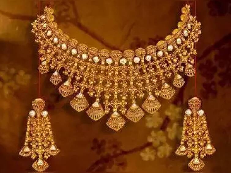 Latest Gold Silver Rate Today  3 november 2023 know gold price in your city chennai coimbatore trichi bangalore Latest Gold Silver: மீண்டும் உயரும் தங்கம் விலை.. சவரனுக்கு ரூ. 40 அதிகரிப்பு.. இன்றைய தங்கம் வெள்ளி நிலவரம்..