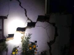 Earthquake PHOTOS: नेपाल में एक महीने में तीसरी बार आया तेज भूकंप, बिहार, UP, दिल्ली में हिली धरती, कई घरों को हुआ नुकसान