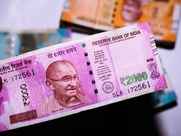 Good news for Delhiites don't worry about Rs 2000 notes, you can deposit it in your account this way ann Delhi News: अगर आप के पास 2000 के नोट हैं तो परेशान होने की जरूरत नहीं,  ऐसे करें अपने अकाउंट में जमा