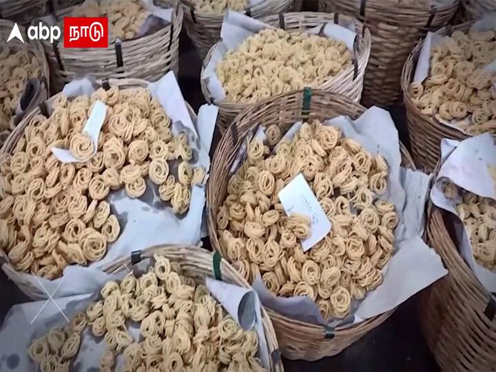 Diwali special 2023 30 types of muruku Each and every flavor in Theni dist periyakulam TNN Diwali 2023: தீபாவளி ஸ்பெஷல்; 30 வகையில் வகை வகையான முறுக்கு.. ஒவ்வொன்றும் ஒவ்வொரு ருசியில் - எங்க தெரியுமா?