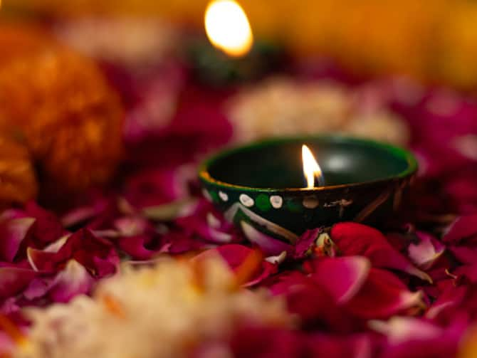 Dhanteras 2023: 10 auspicious items you must buy on this day for