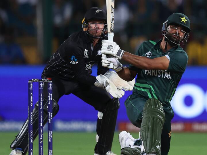 Internet flooded with memes as Pakistan keep World Cup 2023 latest sports news PAK vs NZ: 'कुदरत का निजाम...', पाकिस्तान की जीत के बाद सोशल मीडिया पर आई मीम्स की बाढ़, देखें मजेदार रिएक्शन्स