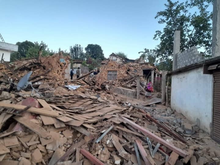 Nepal Earthquake: 'फिर आ सकता है विनाशकारी भूकंप, तैयार रहने की जरुरत', वैज्ञानिकों ने जारी की चेतावनी Nepal Earthquake News Destructive earthquake may come again scientists issue warning Nepal Earthquake: 'फिर आ सकता है विनाशकारी भूकंप, तैयार रहने की जरुरत', वैज्ञानिकों ने जारी की चेतावनी