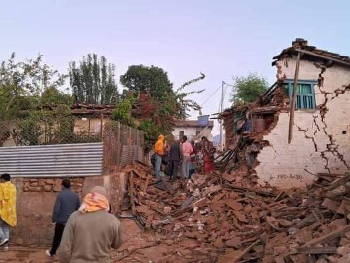 Earthquake in Nepal Strike Many Times it only the collision of tectonic plates Explained ABPP नेपाल में भूकंप और मरते लोग, क्या वजह सिर्फ टेक्टोनिक प्लेट का टकराना है?
