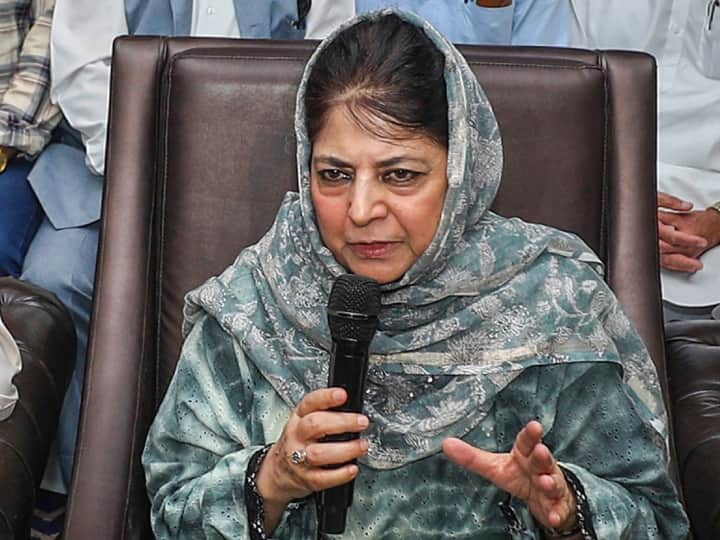 Article 370 Verdict Mehbooba Mufti Under House Arrest Ahead Of SC Ruling PDP Claims J&K LG Refutes Claims Of Mehbooba Mufti's House Arrest Ahead Of SC Verdict On Article 370