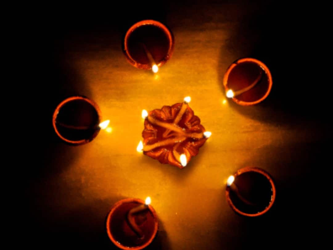 Narak Chaturdasi 2023 Choti Diwali Date Time Tarot Predictions Happy Diwali 2023: Why Is Narak Chaturdashi Celebrated- Know Choti Diwali Date, Time, Tarot Predictions