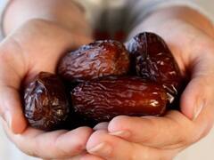 Health Tips: रोजाना खाली पेट खाएं भिगोए हुए छुहारे, एक हफ्ते में शरीर पर दिखेगा कुछ ऐसा असर