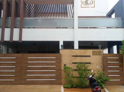 Karur second day Income Tax department raids TNN கரூரில் இரண்டாவது நாளாக தொடரும் வருமானவரித்துறை சோதனை